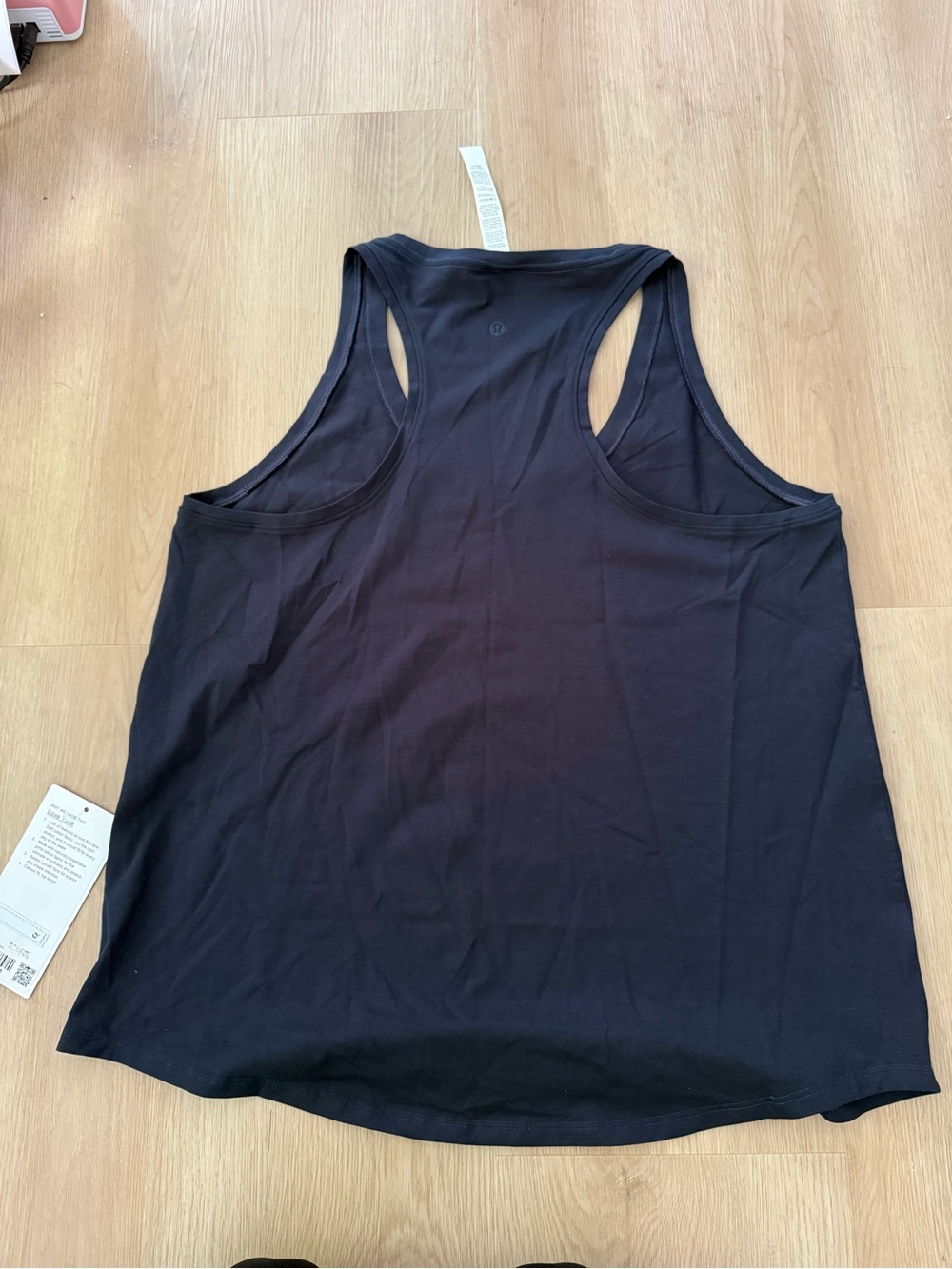 NWT lululemon navy blue love tank top size 12 - Picture 2 of 4